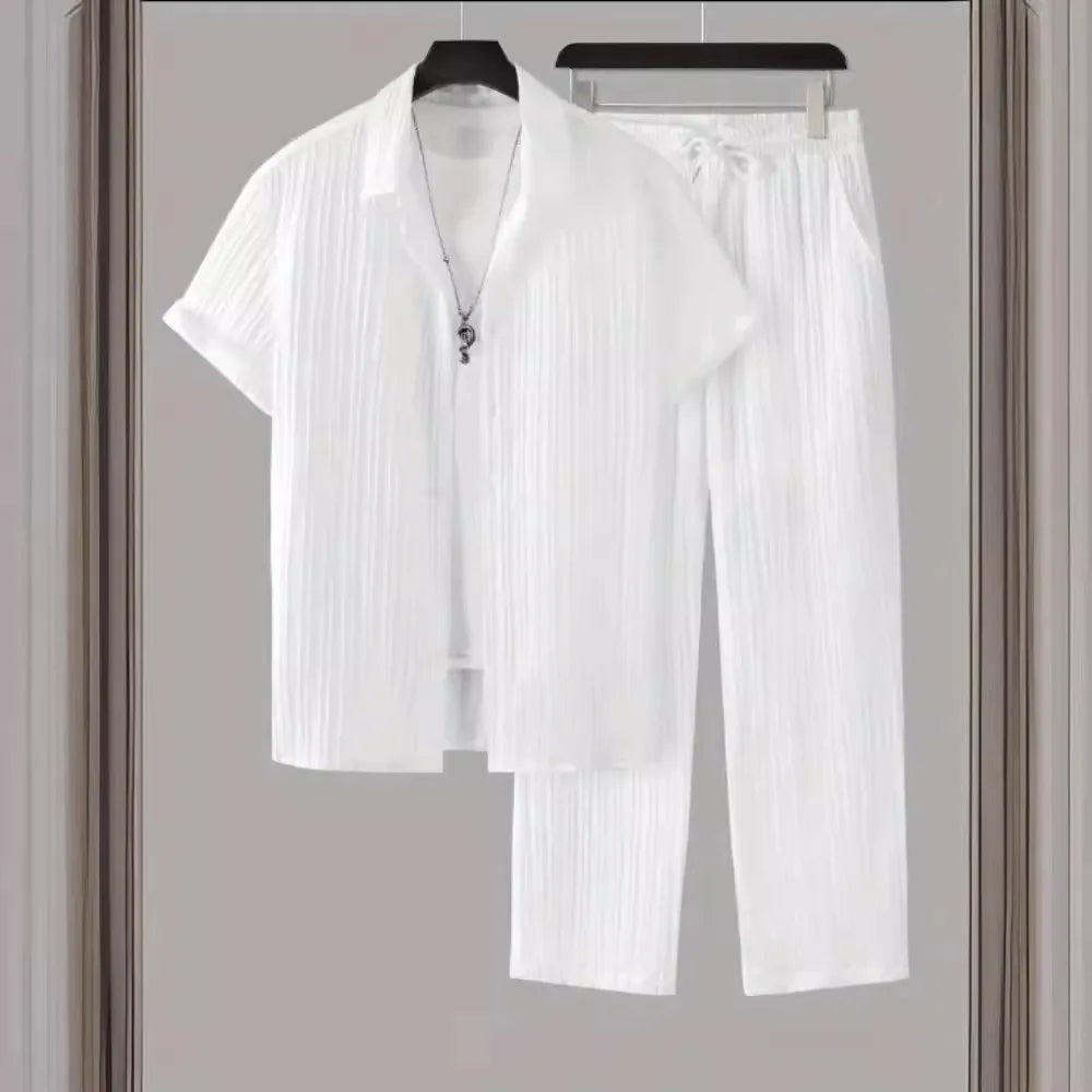“Men’s Casual Two-Piece Set – Stylish & Comfortable Outfit”